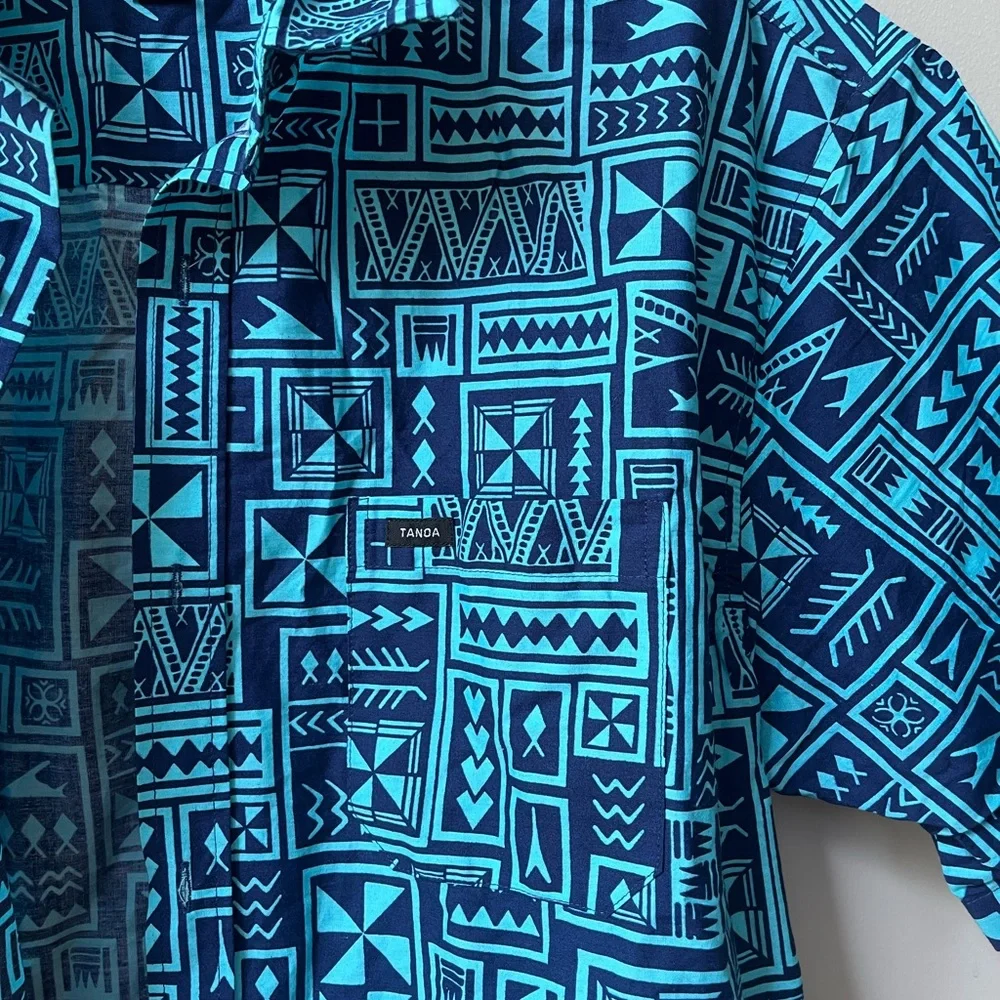 Tanoa Hawaii Tropical Geometric Short Sleeve Button Down Shirt Mens XL Blue - Picture 5 of 9